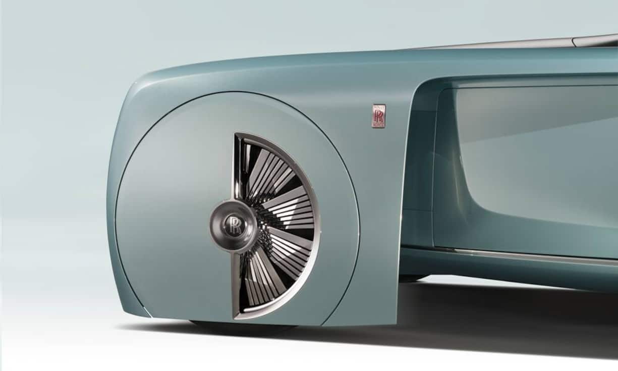 Jedes der 28-Zoll-Reifen ist aus 65 einzelnen Aluminiumstücken handgefertigt.