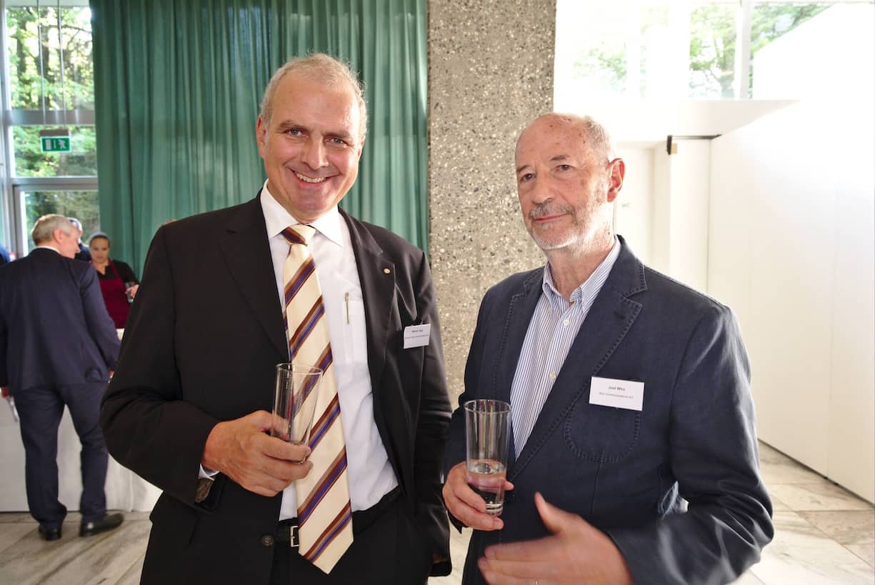 Werner Vogt, Werner Vogt Communication AG;
Jost Wirz, Wirz Communication AG