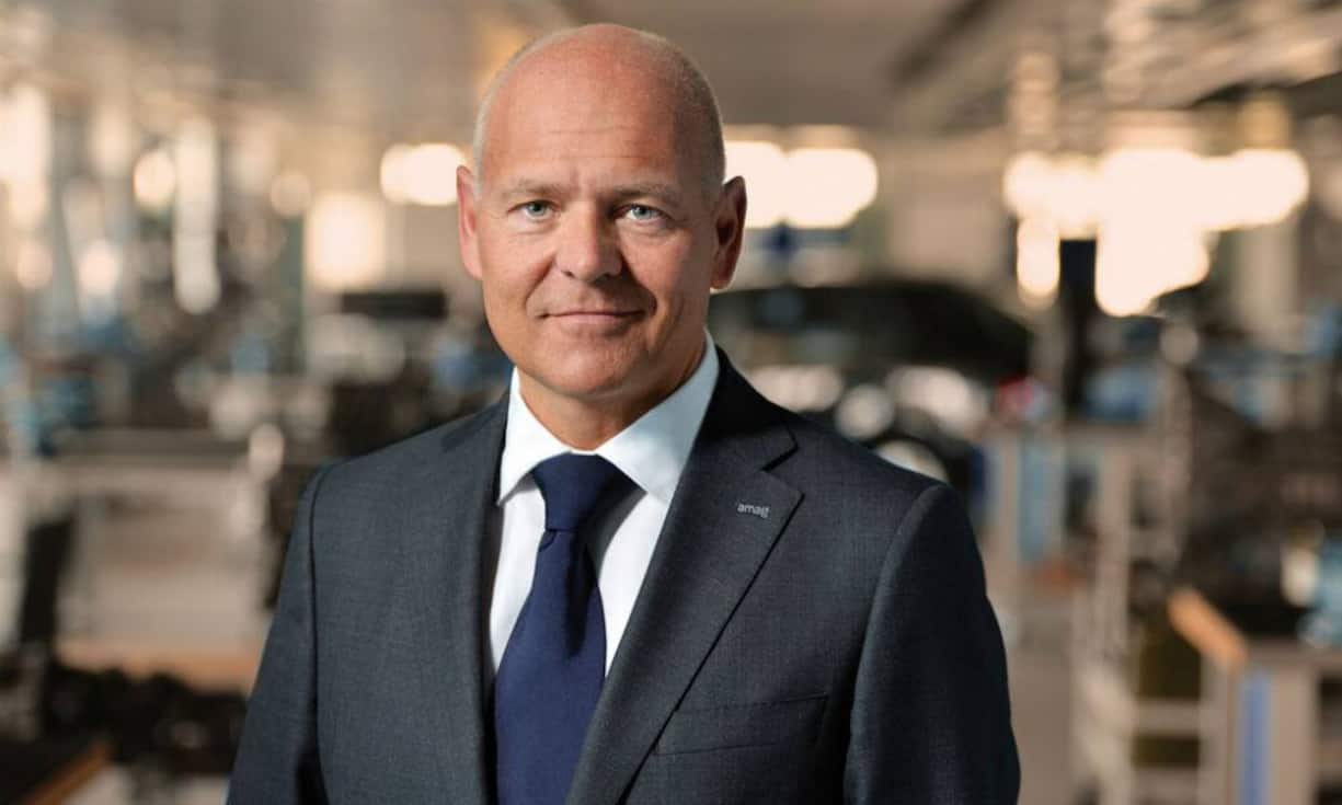 Morten Hannesbo: CEO Amag Jedes dritte in der Schweiz verkaufte Auto wird von der Amag importiert. Hannesbo ist mithin klar der Schweizer Autokönig. Dieser Titel ist durchaus berechtigt denn: 22 Prozent betrug der Marktanteil bei seinem Amtsantritt, heute sind es rund 30.