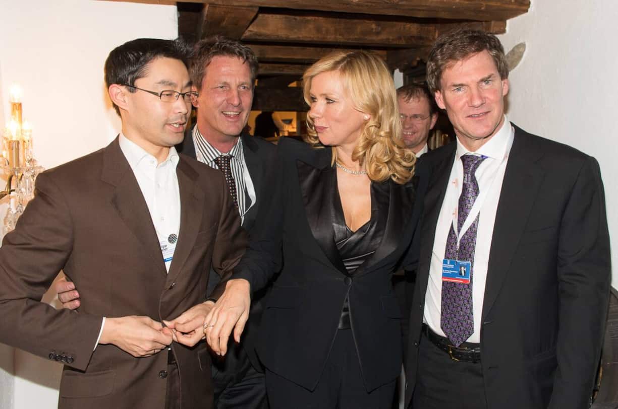 Philipp Rösler, Deutscher Bundesminister für Wirtschaft und Technologie; Michael Hoferer, Hoteldirektor Davos Steigenberger Belvedere; Veronica Ferres; Carsten Maschmeyer