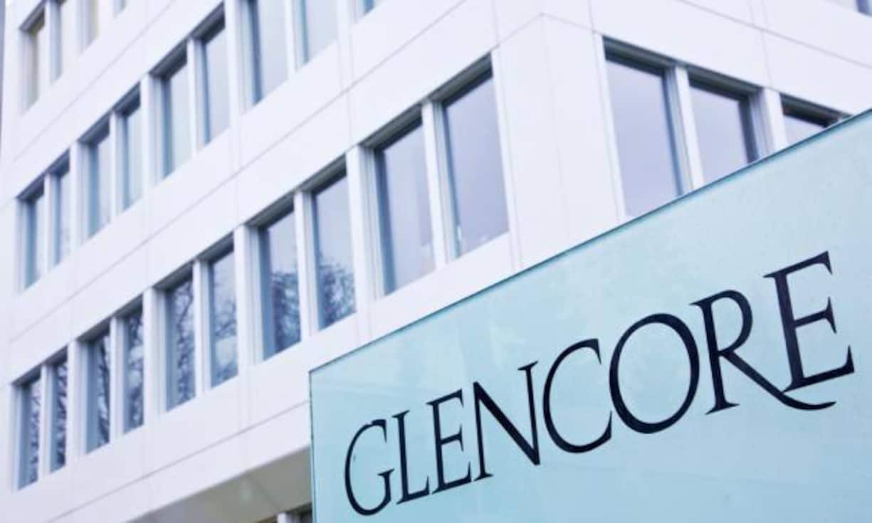 Glencore, das erste Unternehmen mit Sitz in der Schweiz, ist unter den grössten Börsengängen die Nummer 15. Im Jahr 2011 ging das Unternehmen in London an die Börse und erzielte einen Erlös von 10,12 Milliarden US-Dollar.