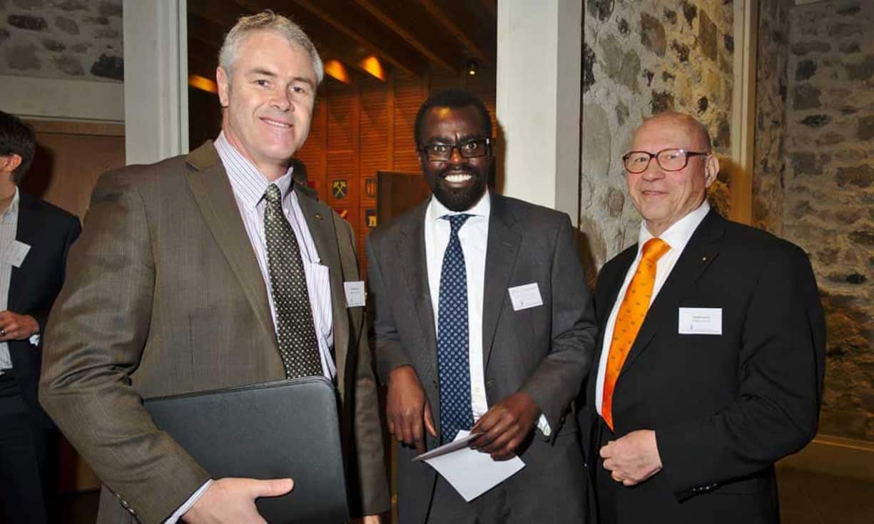 Darrell Brown, EVP & President Europe, Ecolab Europe GmbH;
Jason Gyamerah, US Tax & Financial Services Sarl;
Daniel Urech, Wenger & Vieli AG