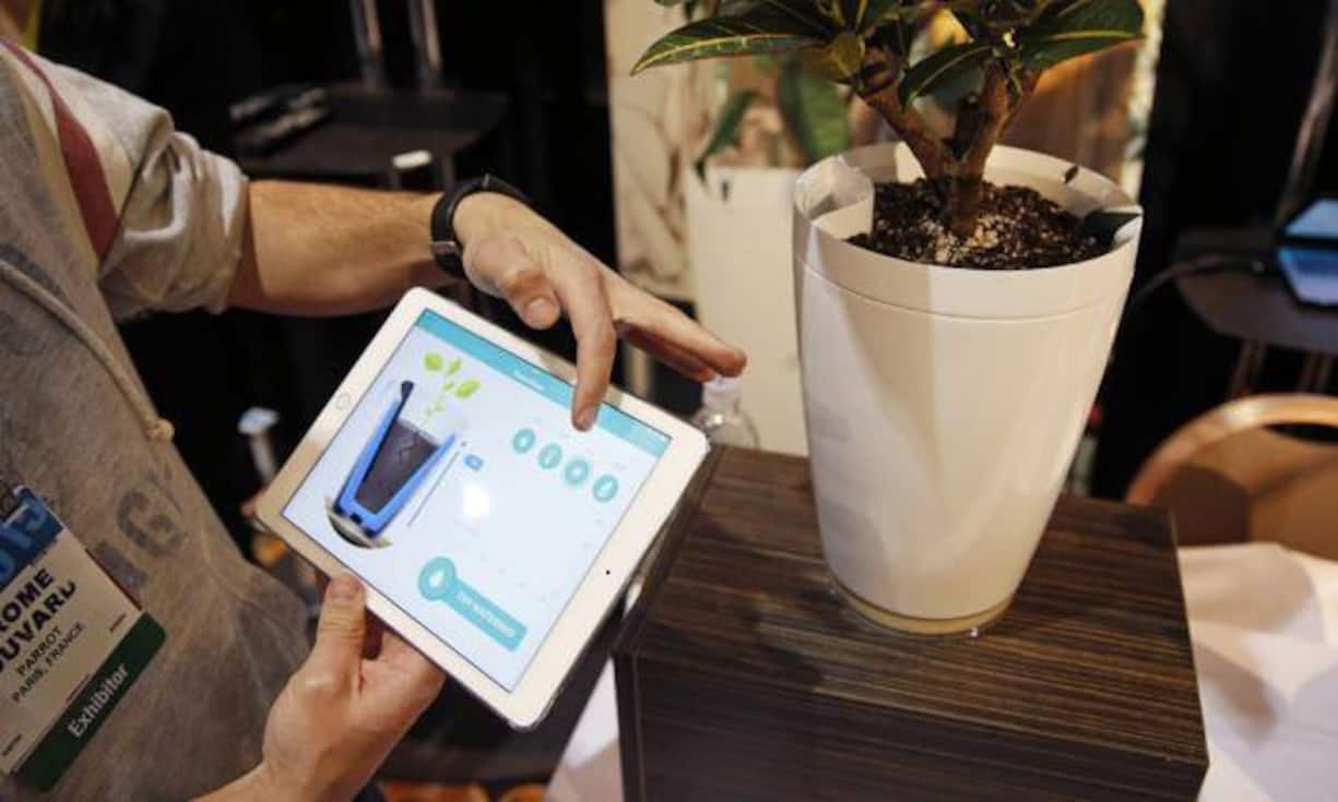 «Parrot Pot»
Wer keinen grünen Daumen hat, kann sich nun von den verfeinerten elektrischen Bewässerungssystemen helfen lassen.