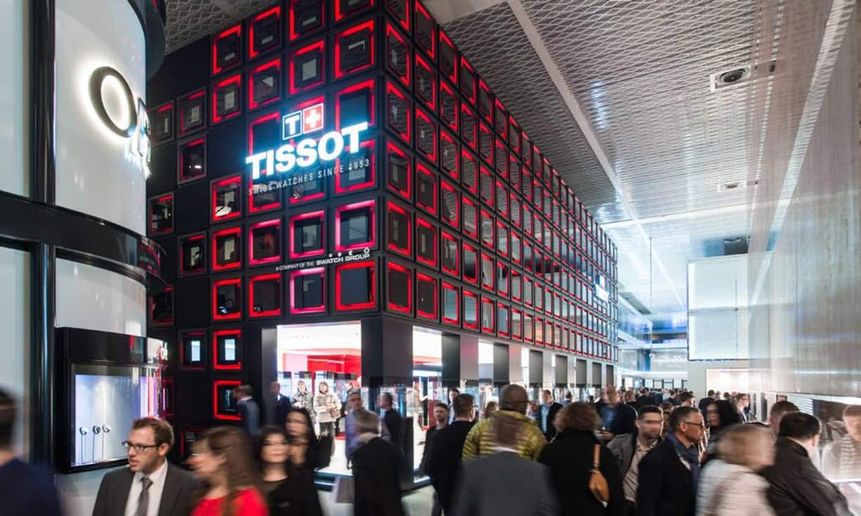 ... 141'000 Quadratmetern ihre Produkte vor.Baselworld