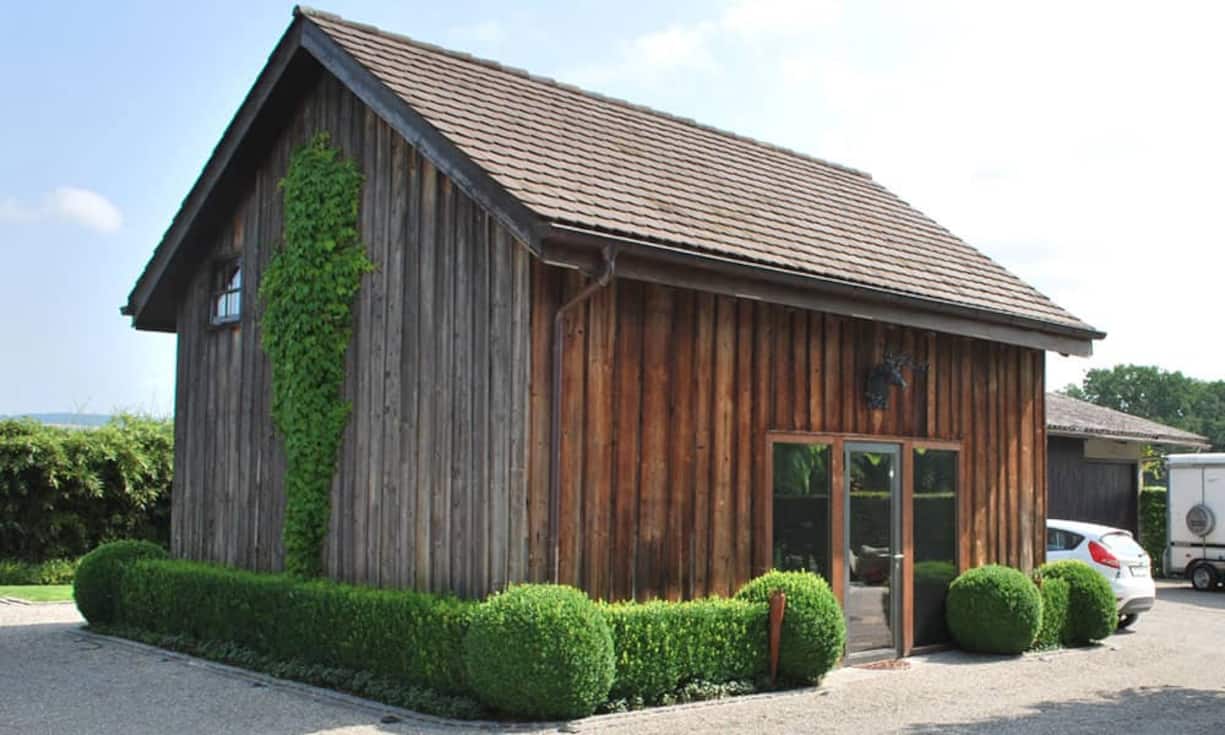 Das «Stöckli» ist ausgebaut, und kann als Büro, Fitnesstempel oder Gästehaus benutzt werden.