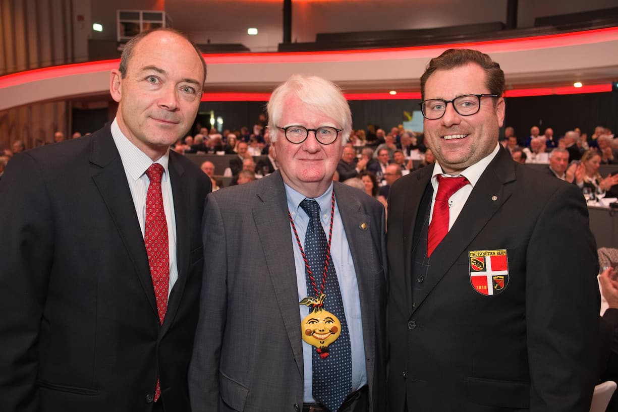 Pascal BÃ¤rtschi, Losinger Marazzi AG;Walter InÃ¤bnit, Haag-Streit-Gruppe;Matthias Spycher, Witschi + Partner AG