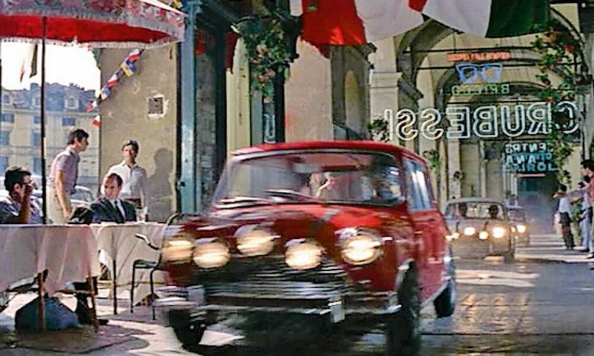 10. Rang: «The Italian Job» (1969): Gangster legen den Verkehr in Turin lahm und klauen Gold mit drei Minis: Cleverer Einbruchsfilm mit Michael Caine, der den Mini Cooper zum Kultobjekt stilisierte.PR