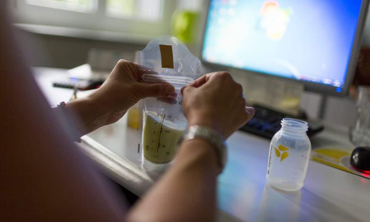 Zillow: MuttermilchversandWenn eine junge Mutter beruflich verreist, zahlt Zillow ihr den Versand von Muttermilch — overnight.Bilder: Keystone