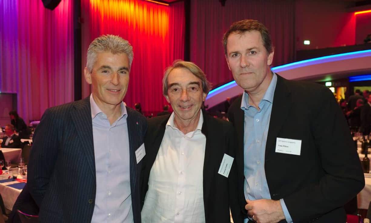 Daniel Staub, Head of Wohlesale, Swisscom (Schweiz) AG;
Francis Gobbi, Gründer, VTX Telecom SA;
Yves Pitton, CEO, VTX Telecom SA