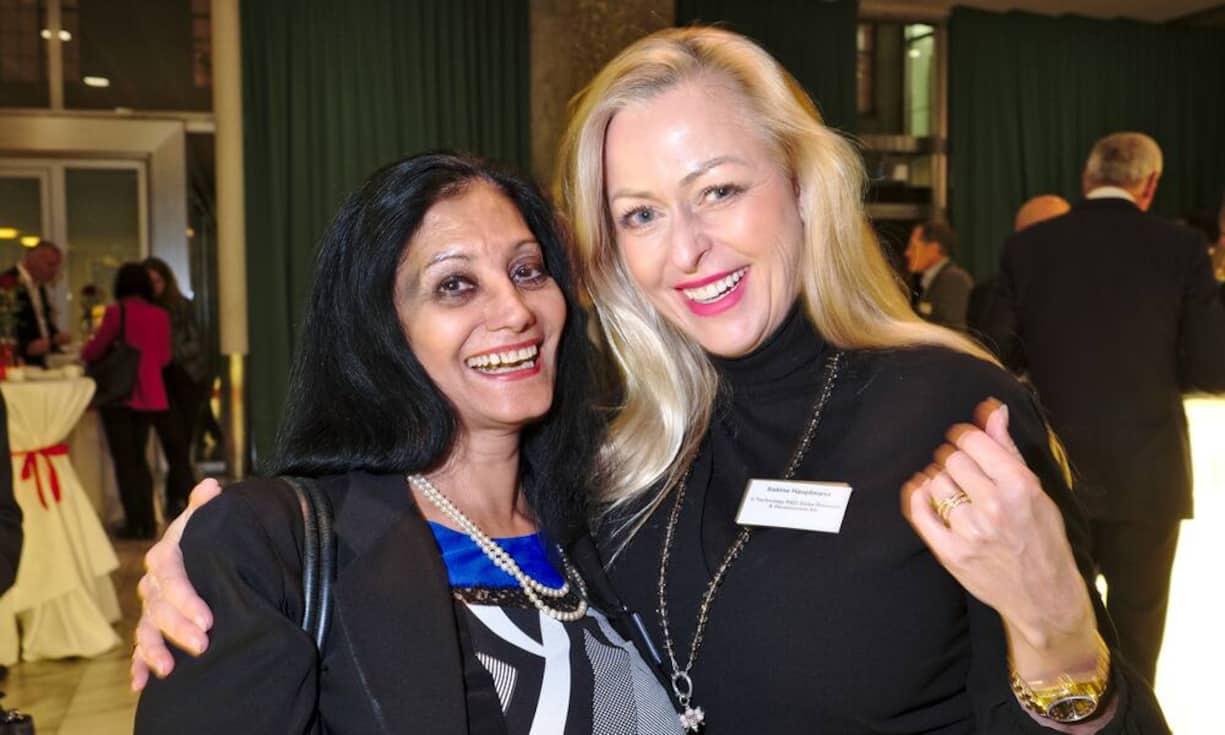 Ora Hutmacher, Director, Maerki Baumann & Co. AG;
Sabine Hauptmann, Head of Public Relation, X-Technology Swiss R&D AG;