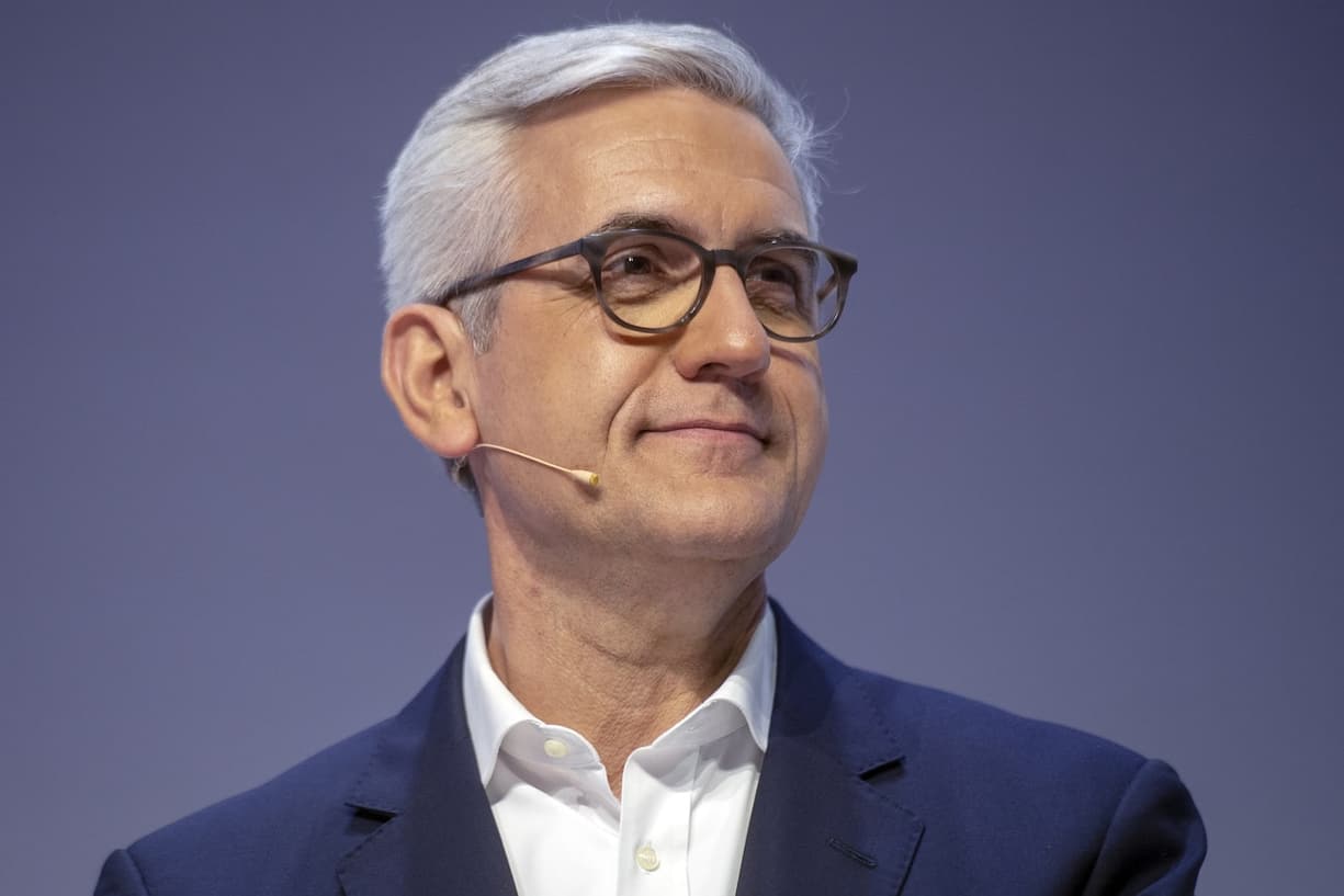 Ulrich Spiesshofer, CEO of Swiss power and automation company, ABB Group, during a press conference to deliver the company's 2018 annual results in Zurich, Switzerland, 28 February 2019. (KEYSTONE/Walter Bieri)