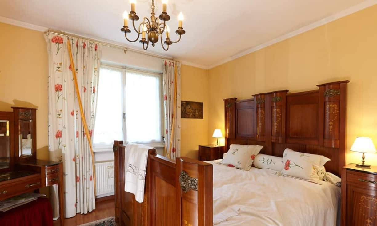 ...Schlaftrakt, der insgesamt 5 Zimmern umfasst.