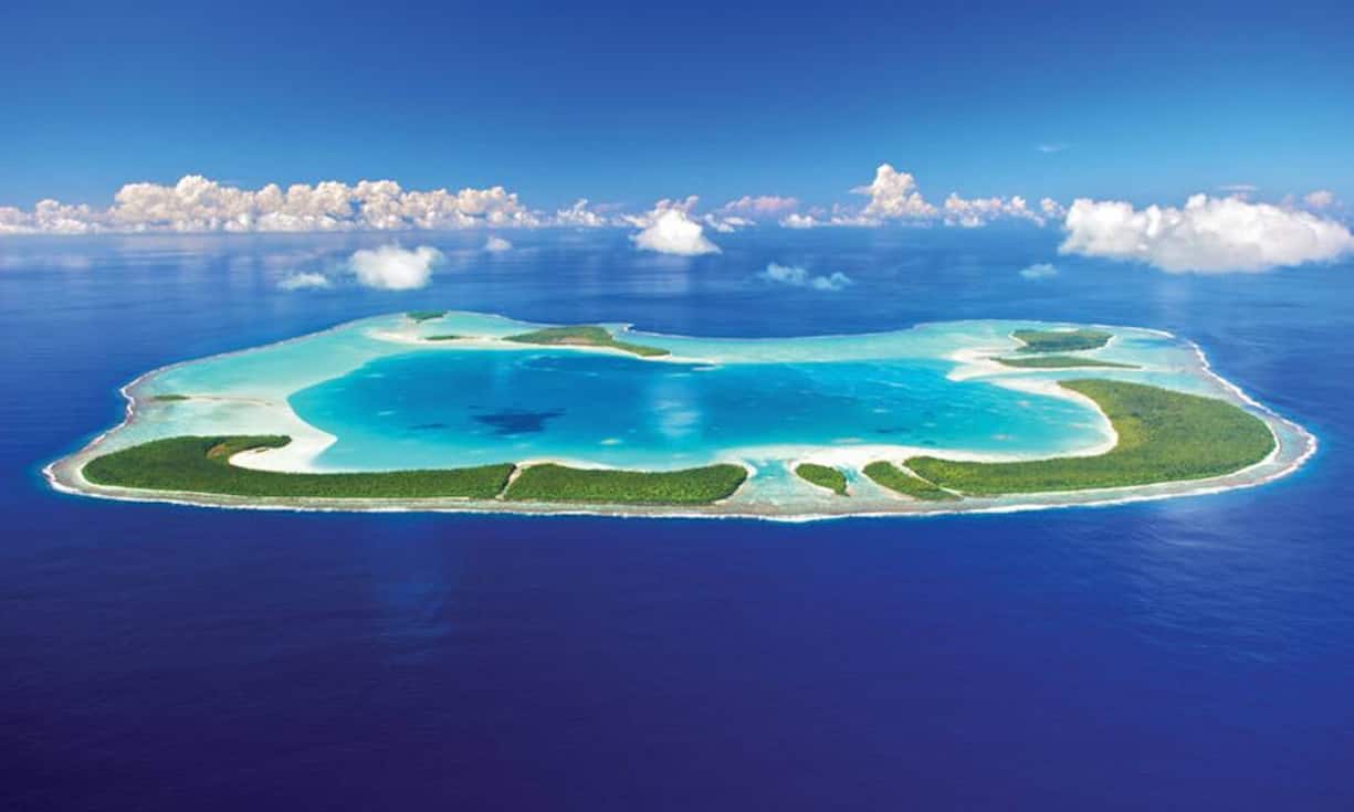 Tetiaroa ist ein Atoll bei Tahiti in Französisch-Polynesien mit insgesamt 13 Inseln, die sich um eine Lagune gruppieren.