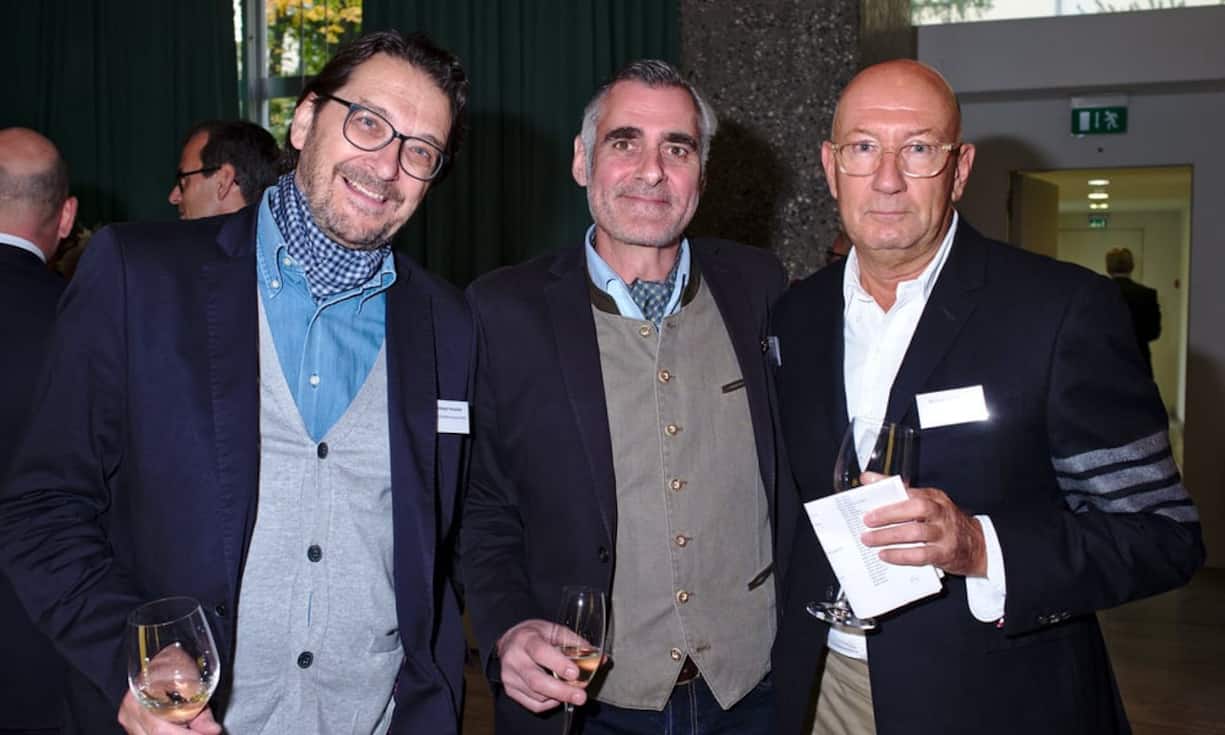 Christoph Knuchel, BUREAU18 Steffen Knuchel GmbH;
Rafael Müller, Werbehaus Zürich AG;
Michael Schönhaus, Studio 54