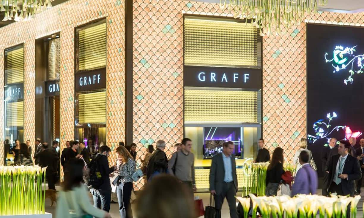 ... ebenso beim Stand des Edeljuweliers Graff.