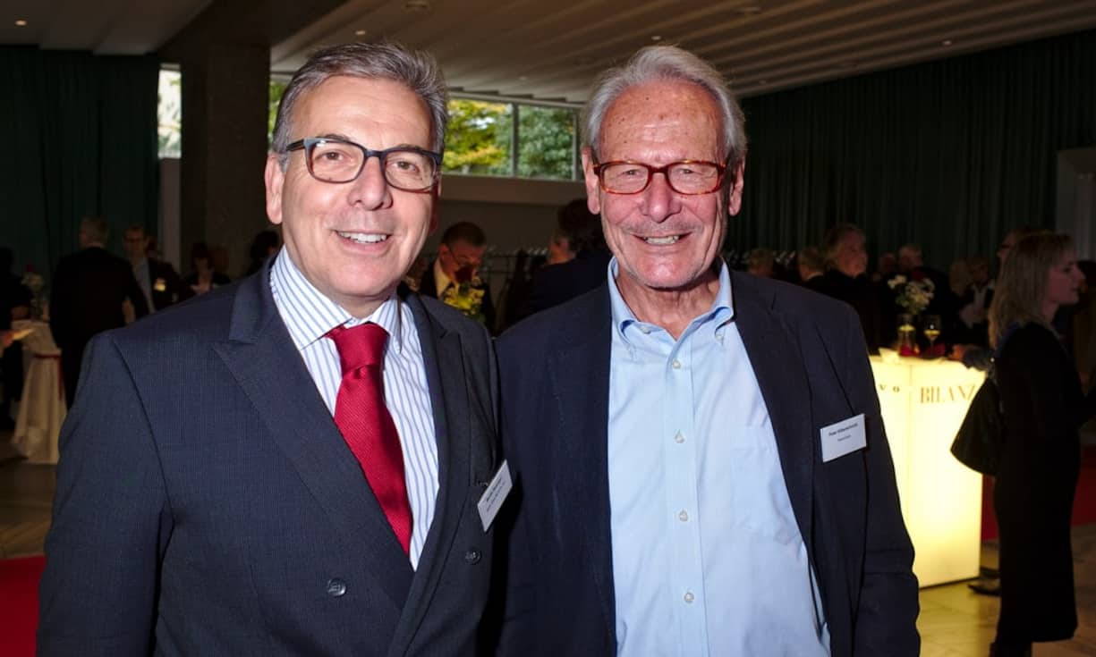 Martin Somogyi, Bank Julius Bär & Co, AG;
Peter Silberschmidt, SwissCham