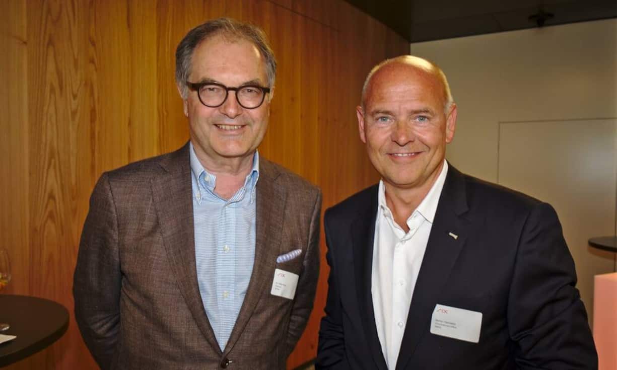 Peter Kurer, Chairman, Sunrise;
Morten Hannesbo, CEO, AMAG