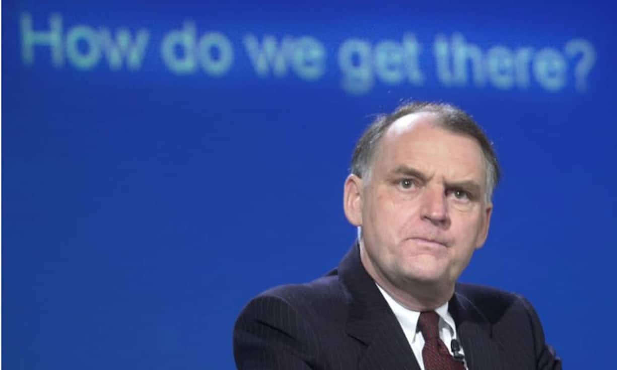 Im März 2001 wird Mario Corti zum neuen CEO der SAirGroup ernannt. Anfang April muss der neue Konzernleiter einen fatalen Verlust von rund 2,9 Milliarden Franken verkünden.