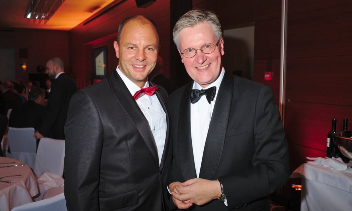 Marcel Stalder, CEO, EY;
Bruno Chiomento, VRP, EY