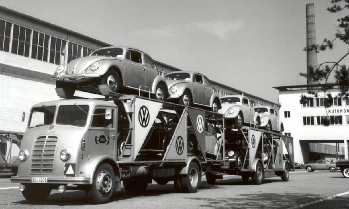Der Triumphzug des Volkswagens war nicht zu stoppen - in der Schweiz und im Rest der Welt. 1950 wurde Haefner als einziger Ausländer und Importeur in den Aufsichtsrat der Volkswagenwerke berufen.