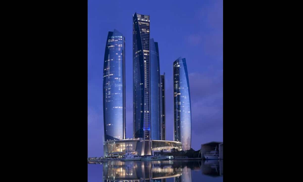 Rang 9 - Etihad Tower 2, Abu Dhabi: Neben dem Turm stehen noch 4 weitere Gebäude, die zum Komplex Etihad Towers gehören. Mit 80 Stockwerken und insgesamt 387 luxuriösen Wohnungen ist der Etihad Tower 2 jedoch der Grösste. (Bild: DBI Design)