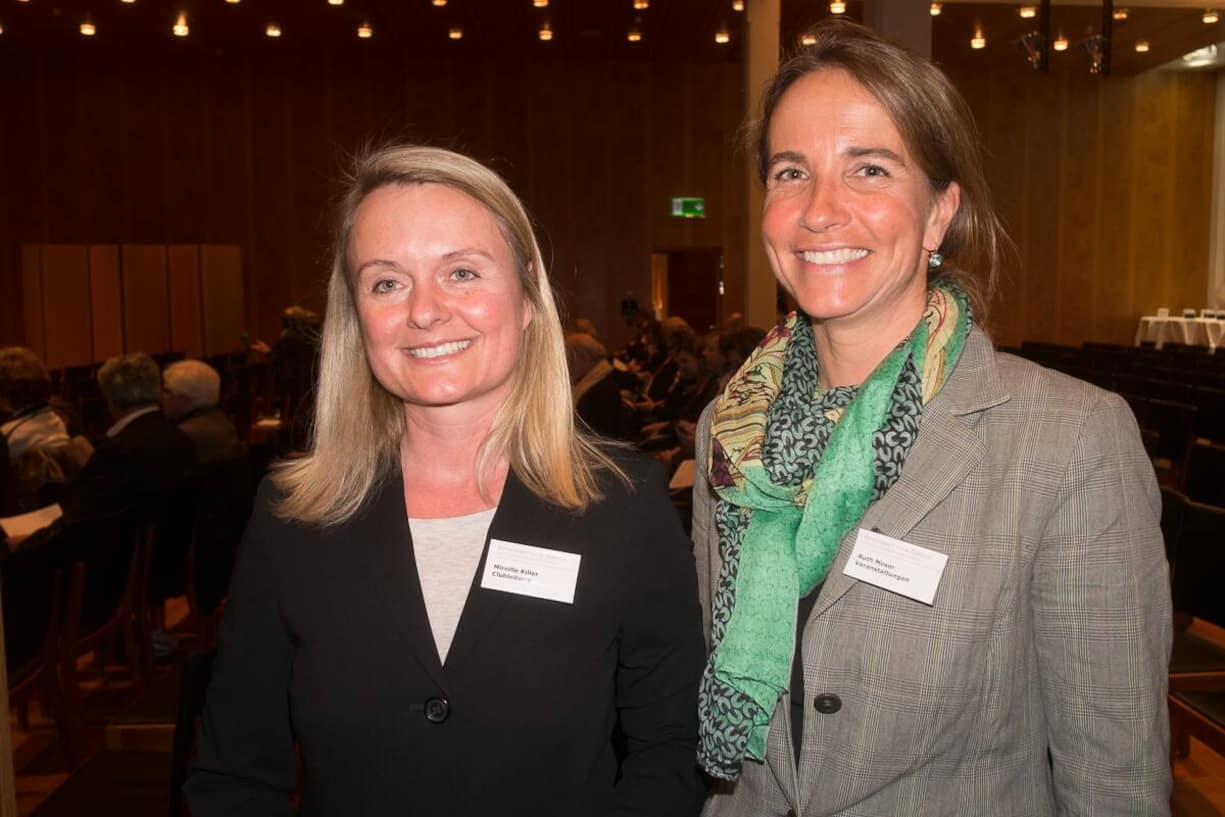 Die Organisatorinnen des Abends: Mireille Killer, Clubleitung; Ruth Moser, Veranstaltungen