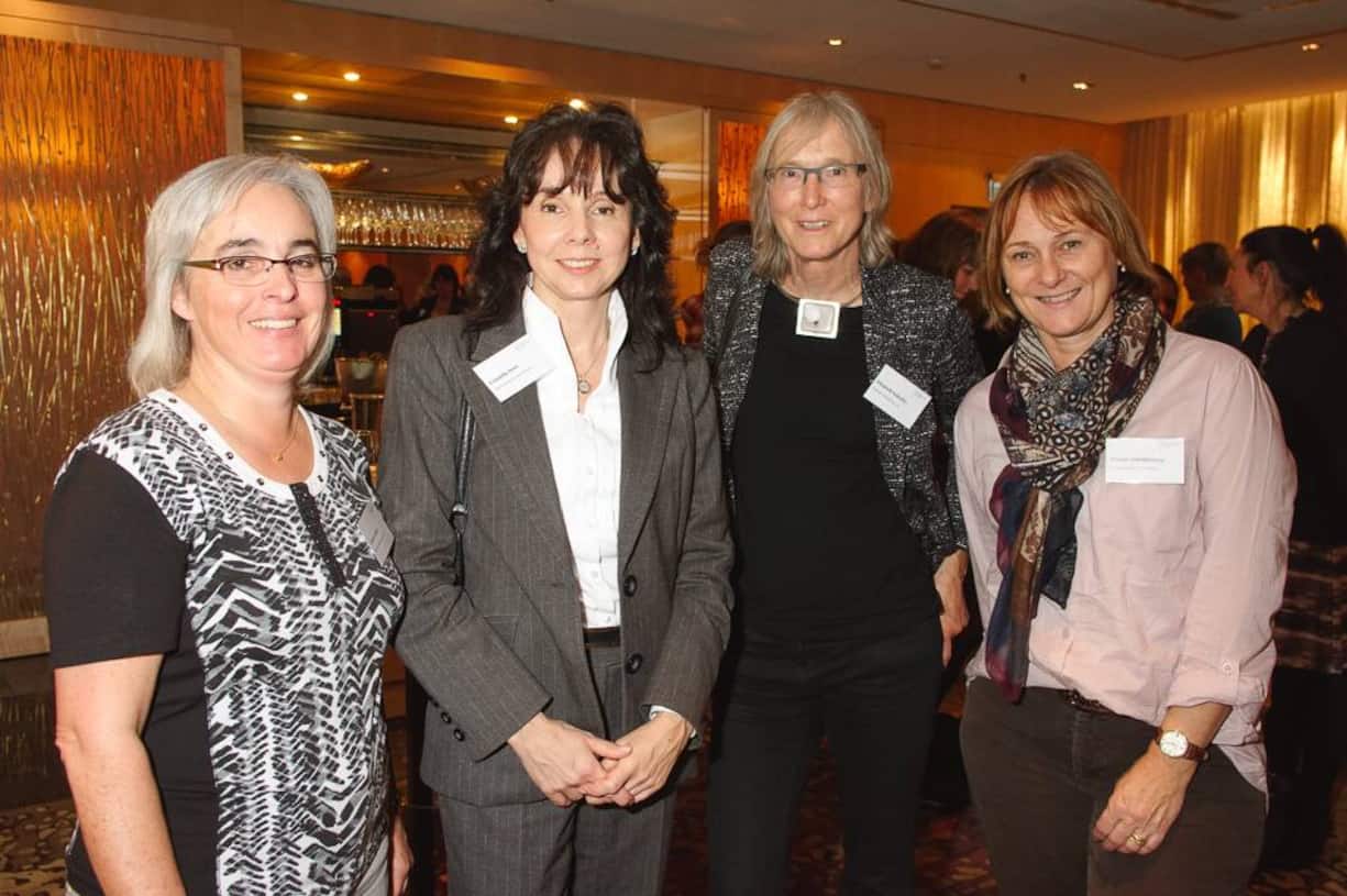 Claudia Dähler, Business Process Manager, AXA Schweiz; Graziella Stros, International Employee Benefits Consultant, AXA Schweiz; Elisabeth Schneller, Inhaberin, Schneller-Immobilien AG; Yvonne Schellenberg, HR Business Partner, AXA Schweiz