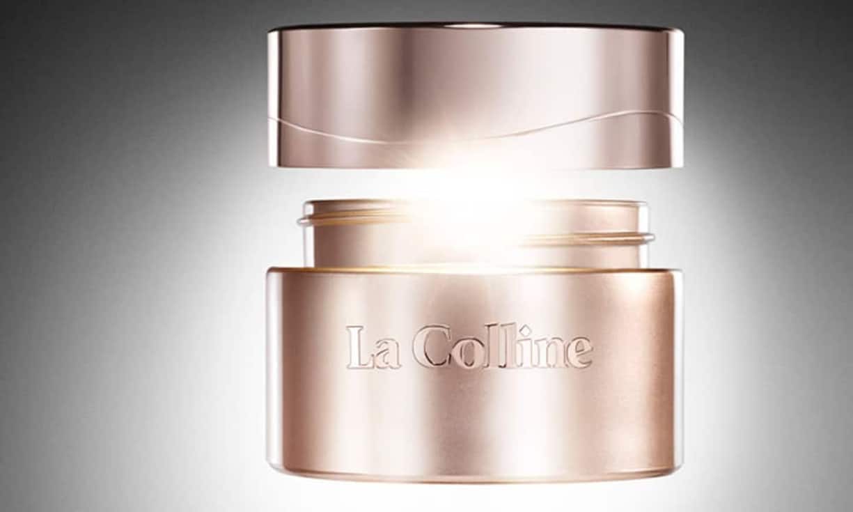 «Die NativAge Augencreme von La Collinee lässt die Augen im Büro und sogar after work noch strahlen», so Nel-Olivia Waga.