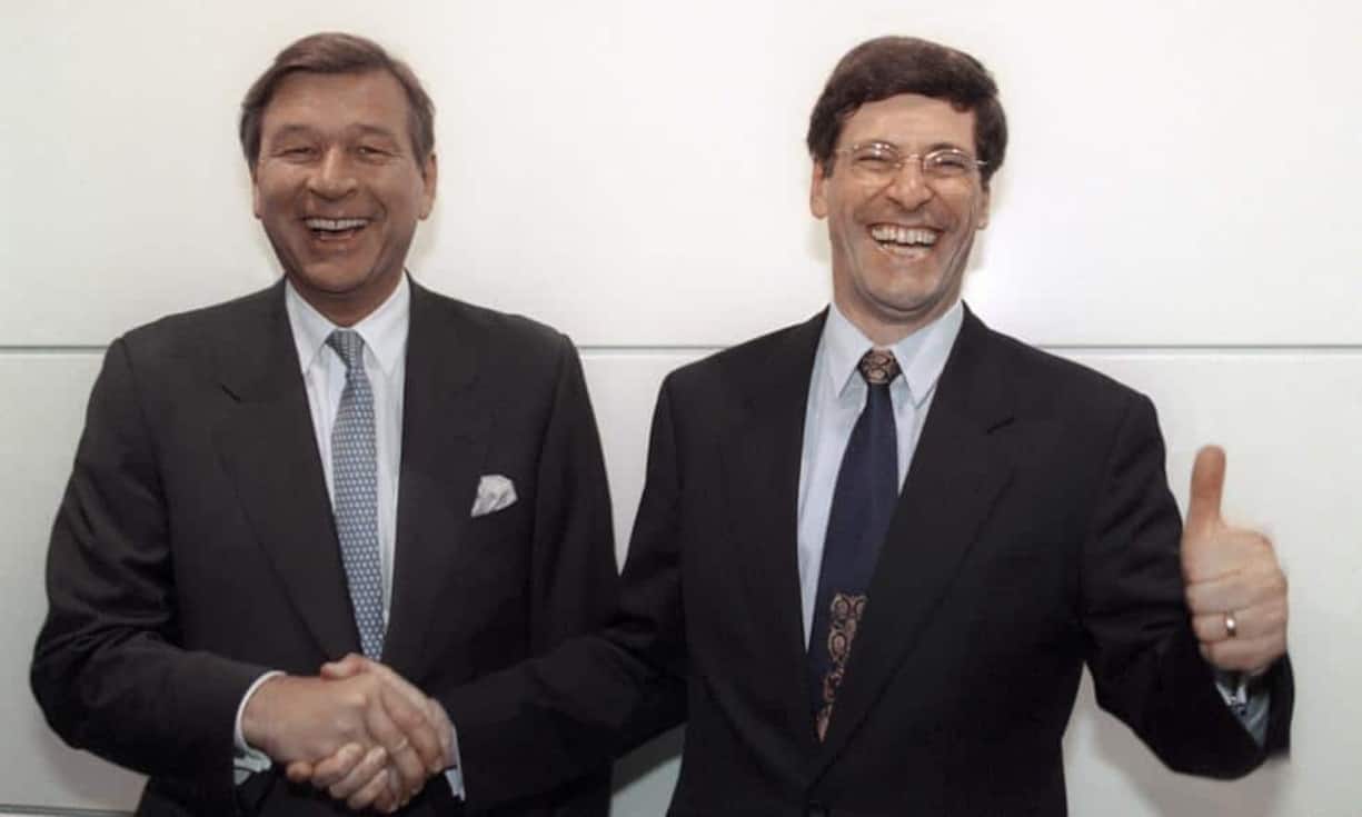 1997 gaben der Schweizerische Bankverein mit seinem damaligen Chef Marcel Ospel und die Schweizerische Bankgesellschaft mit Mathis Cabiallavetta die Fusion zur UBS bekannt. Beide Banken waren von Anfang an im SMI vertreten. (Bilder: Keystone/ZVG)