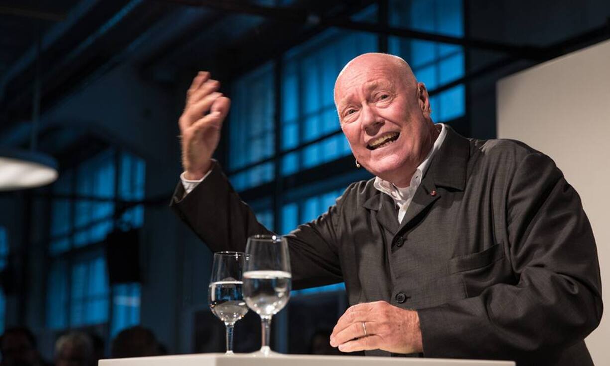 «Bilanz» hat das «Who is who» der Schweizer Wirtschaft ermittelt. Die wichtigsten Personen im Uhrenbereich:Jean-Claude BiverLeiter Uhrendivision LVMHBiver ist Chef der Uhrendivision im LVMH-Konzern und gebietet über die Marken Zenith, Hublot und TAG Heuer. Das Schicksal von TAG Heuer hat er eng an seine Person geknüpft, er ist nämlich auch CEO der Marke.