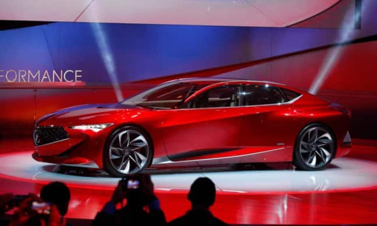 Acura Precision ConceptDie Studie der Nobelmarke Acura, eine Honda-Tochter, setzt bei der Ausstattung auf traditionellen Luxus mit viel Leder und Edelholzabdeckungen. Interessant ist die Scan-Funktion, die Passagiere beim Einsteigen registriert und deren Sitzplätze dann auf ihre Vorlieben anpasst.