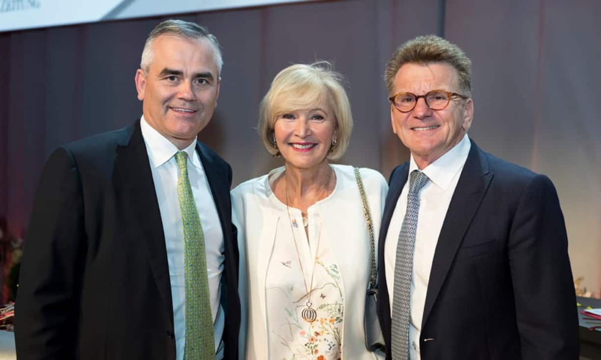 Thomas Gottstein, CEO Credit Suisse Schweiz AG; Marlise Müller; Hans-Ulrich Müller, SVC Präsident