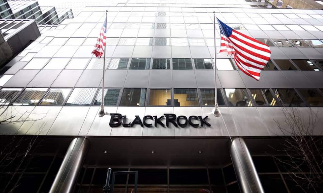 Blackrock verwaltet als grösster Vermögensverwalter der Welt heute 4700 Milliarden Dollar. Der 1988 gegründete Finanzriese ist daher in praktisch allen Grossfirmen der Welt investiert, auch in der Schweiz.