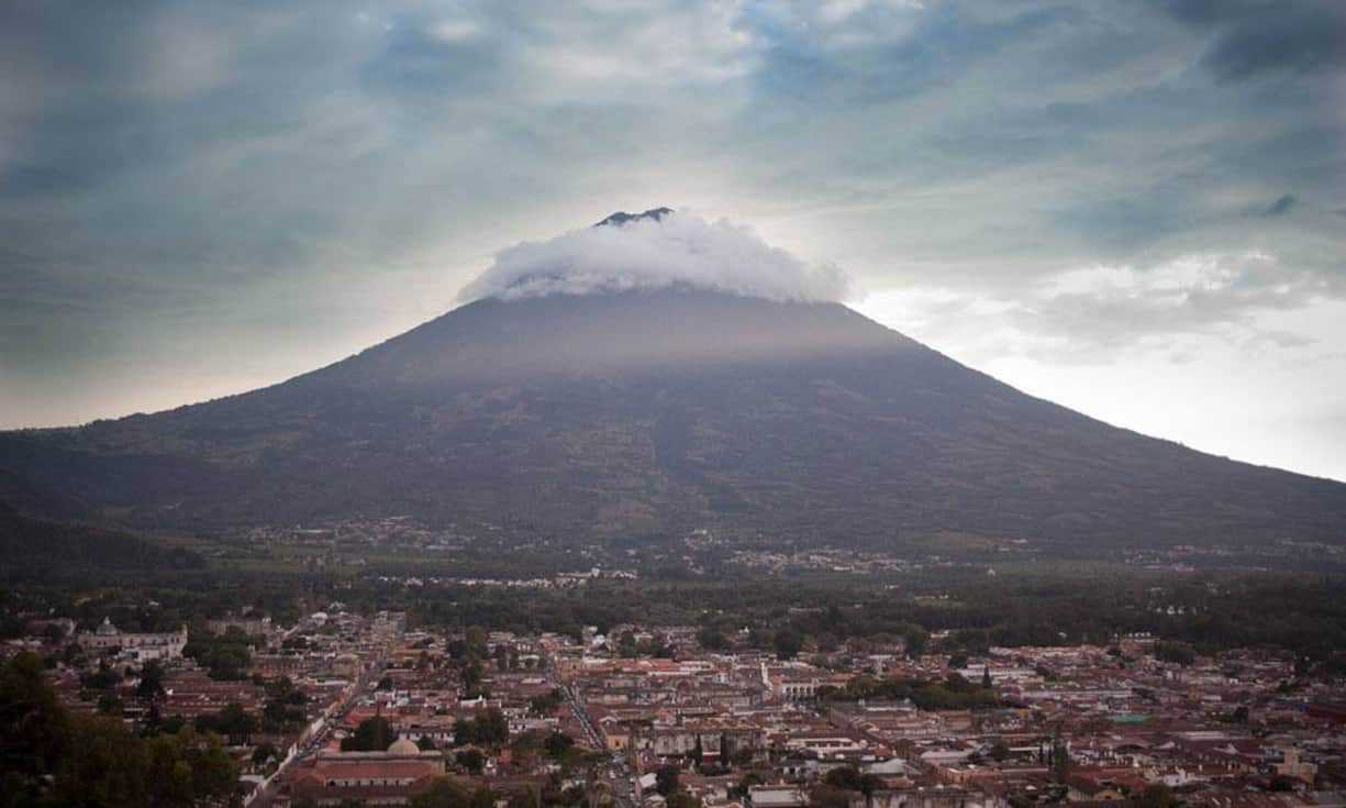 Platz 9: Guatemala-Stadt, Guatemala
Es wohnen zwar viel weniger Menschen in Guatemala-Stadt, jedoch ereignen sich schwere Ausbrüche häufiger - statistisch gesehen etwa alle 1000 Jahre.