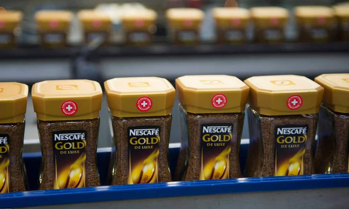 Auf Rang drei und vier der teuersten Schweizer Marken folgen Nescafé (Markenwert von 6,3 Milliarden Dollar) und...