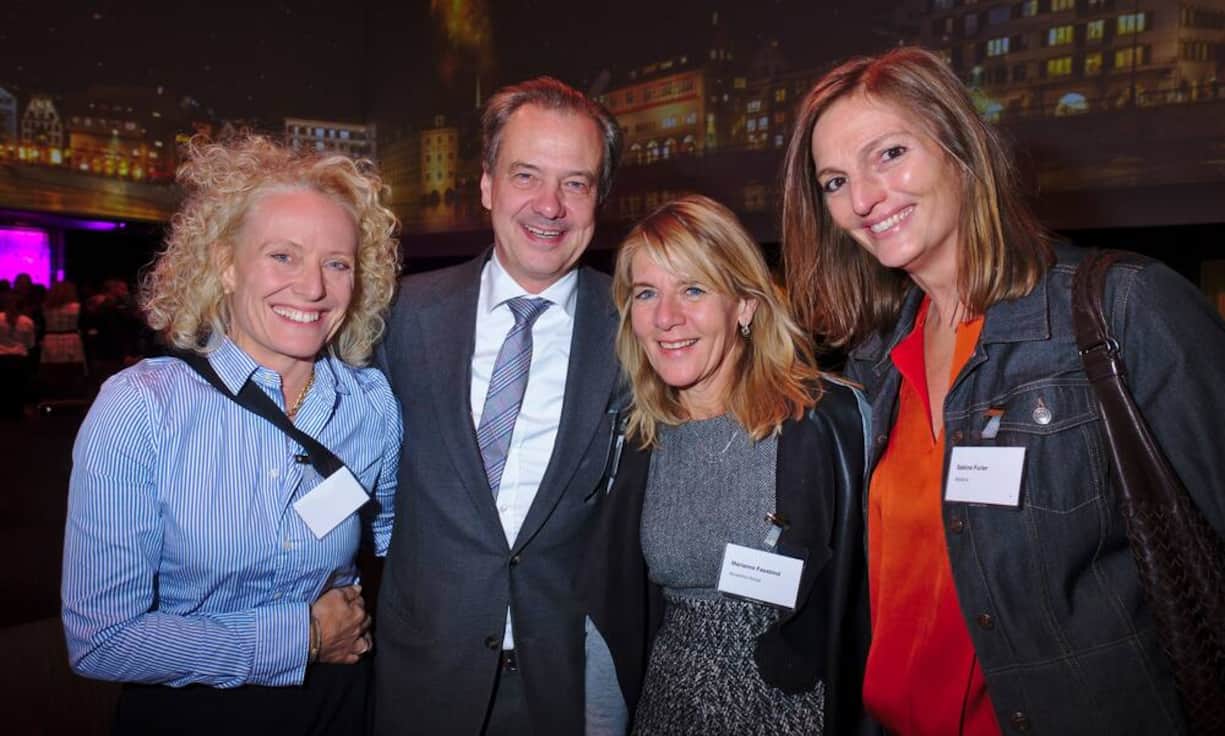 Claudia Wartmann, Head of Indirect Procurement, Charles Vögele Trading;
Markus Vögeli, CEO, Charles Vögele Trading;
Marianne Fassbind, Partner, Dynamics Group;
Sabina Furler, CEO, Beldona