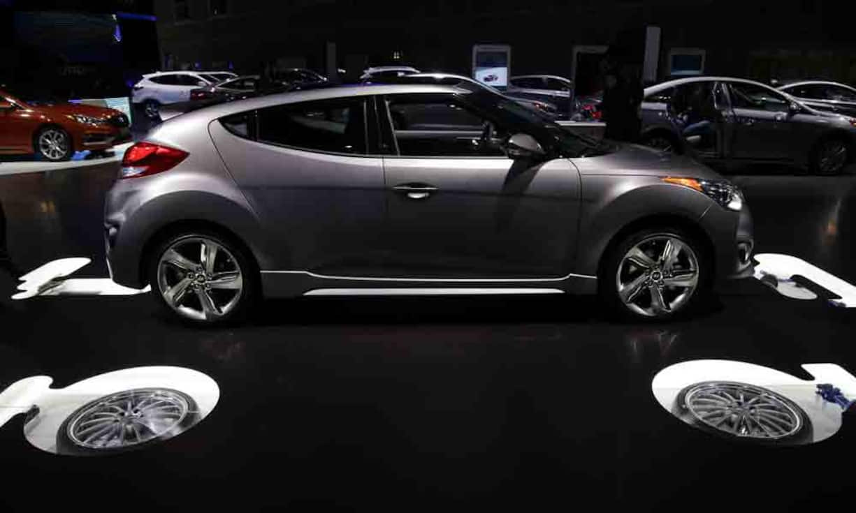 Hyundai präsentiert den 2015 Hyundai Veloster Turbo. Der Veloster Turbo erhielt ein überearbeitetes Design, bleibt aber bei 201 PS Leistung. Bilder: Keystone
