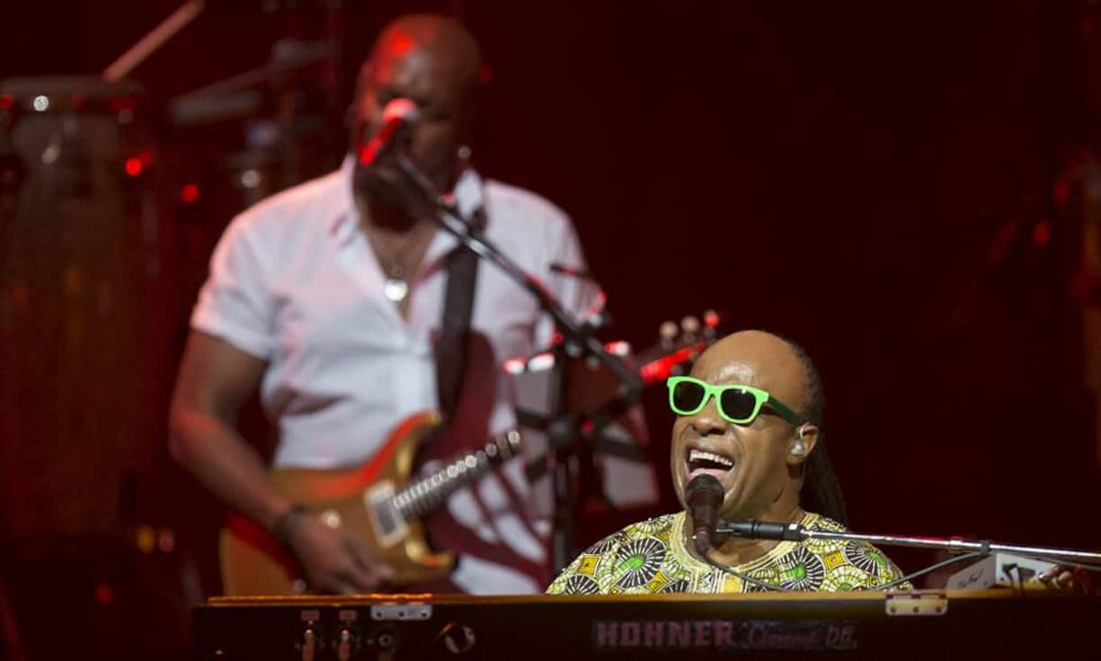 Im Auditorium Stravinski hat US-Legende Stevie Wonder am Mittwochabend mit einem über zweistündigen Konzert tausende Besucherinnen und Besuchter entzückt.