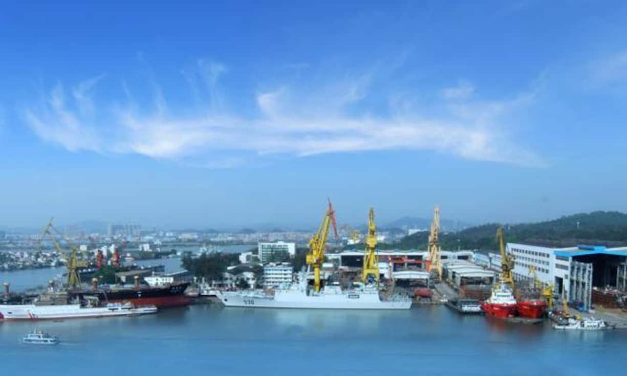 CSSCDie China State Shipbuilding Corporation (CSSC) ist ein chinesisches staatliches Unternehmen für Schiffsbau, Meerestechnik und Maschinenbau mit Firmensitz in Peking. Das Unternehmen wurde 1999 gegründet. Die Gruppe besteht aus rund 60 Einzel- und Beteiligungsunternehmen mit Schwerpunkten im Schiffsneubau für zivile und militärische Schiffe, dem allgemeinen Stahlbau und der Zulieferindustrie.