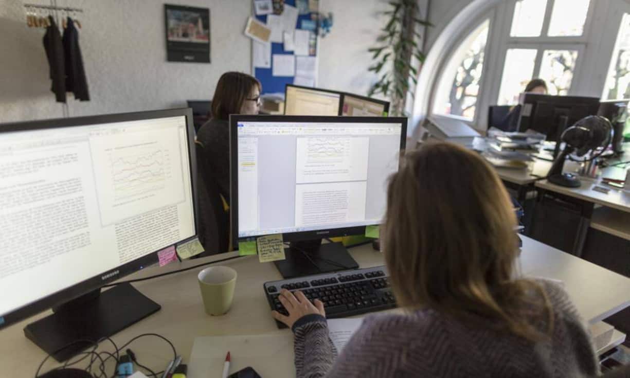 Rang 4: Forschung und Entwicklung
In der Forschung erhalten Frauen monatlich rund 7576 Franken Bruttolohn.