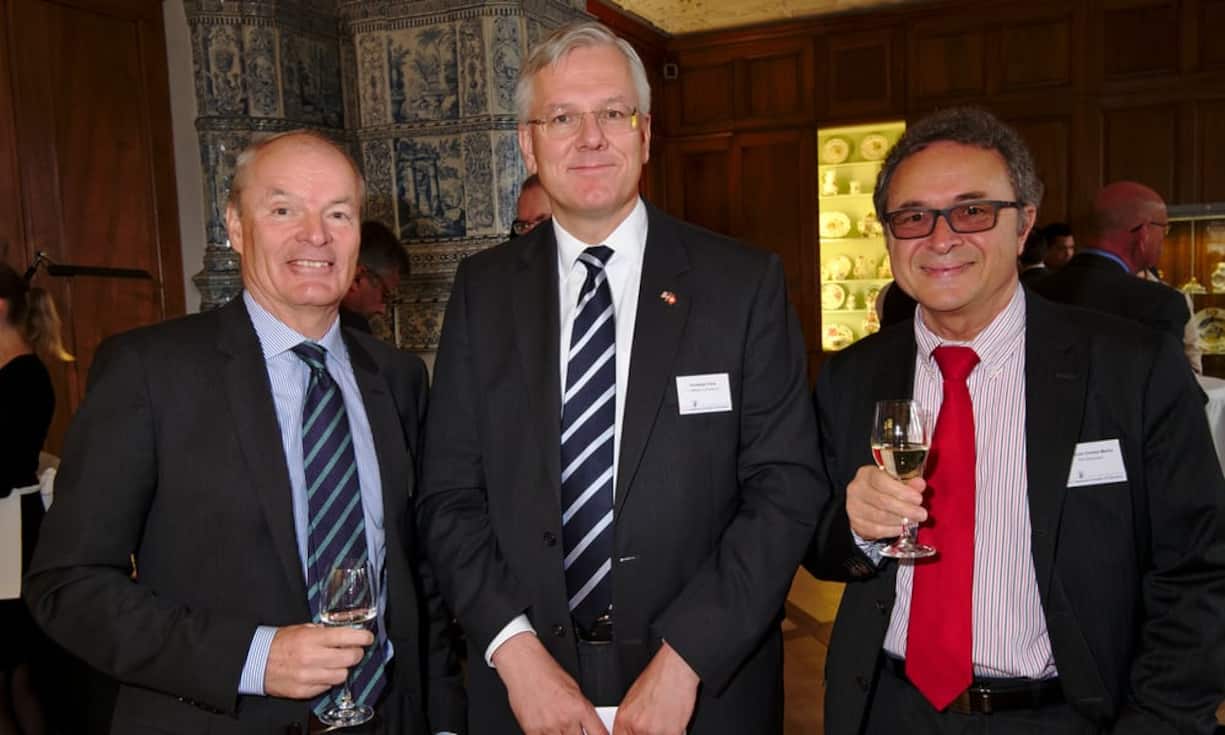 Peter Friedli, President, Friedli Corporate Finance;
Christoph Franz, Chairman, F. Hoffmann-La Roche Ltd.;
François Charles Martin, Managing Director, RSA Switzerland