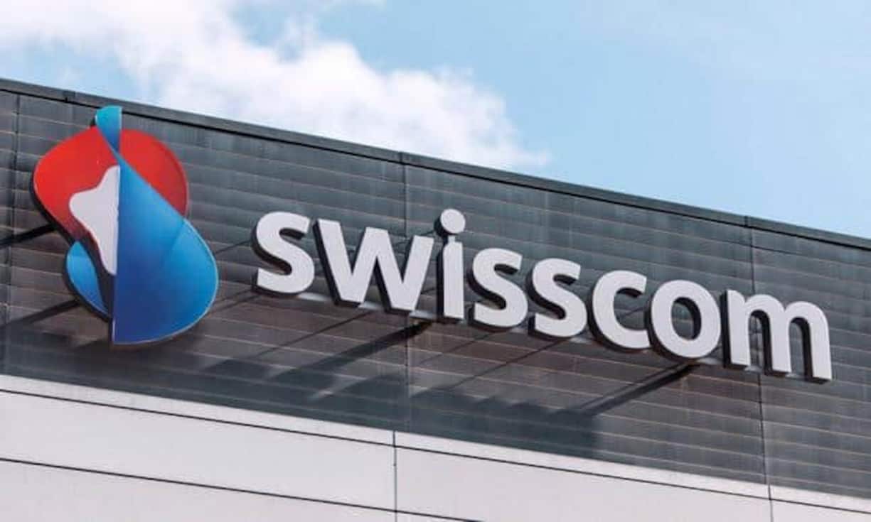 Die Swisscom baut mehr Jobs ab: Anstatt wie zuvor angekündigt 700 Stellen, sollen einem Sparprogramm jetzt 1000 Stellen zum Opfer fallen.