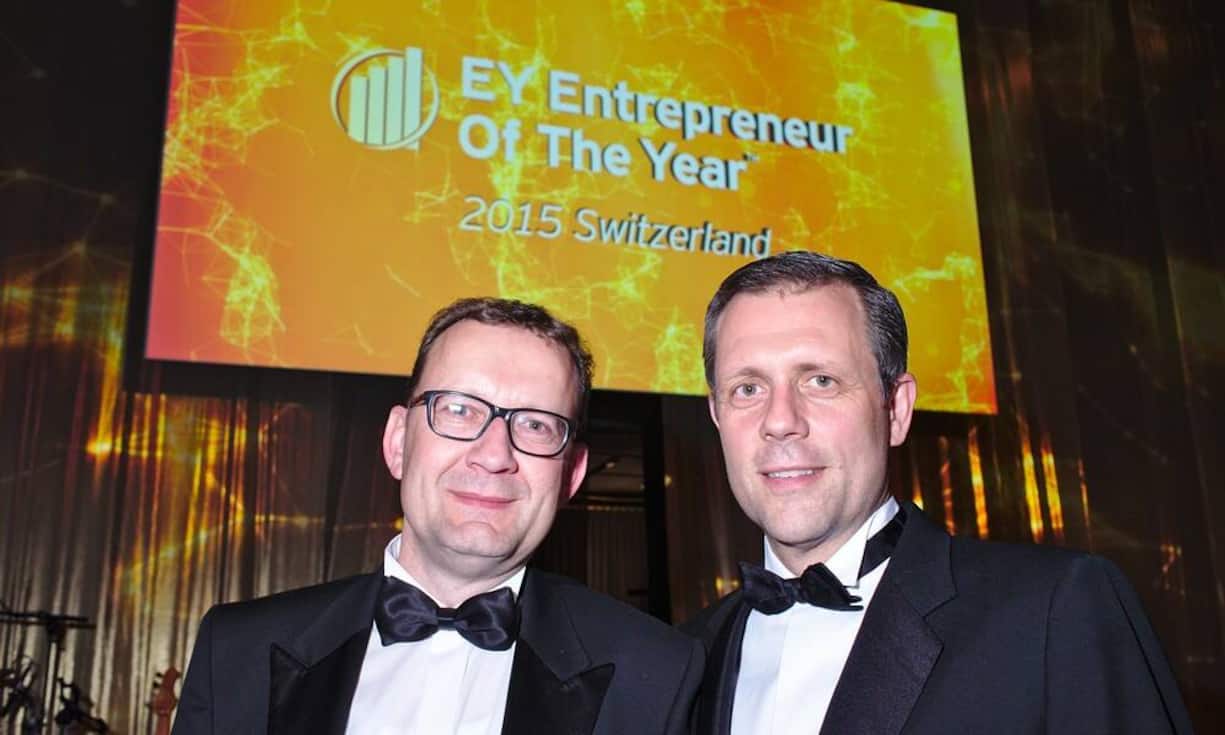 Peter Meier, CEO, Kuoni;
André Helfenstein, Head Corporate & Institutional Clients, Credit Suisse