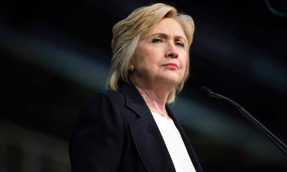 ...nicht die einzige historische in diesem Jahr. Mit Hillary Clinton kann es erstmals eine Frau ins Weisse Haus schaffen. Sollte Clinton gewählt werden, sieht Marie Owens Thomson, Chefökonomin von Indosuez Wealth Management, darin den Auftakt zu einem «Jahr der mächtigen Frauen».