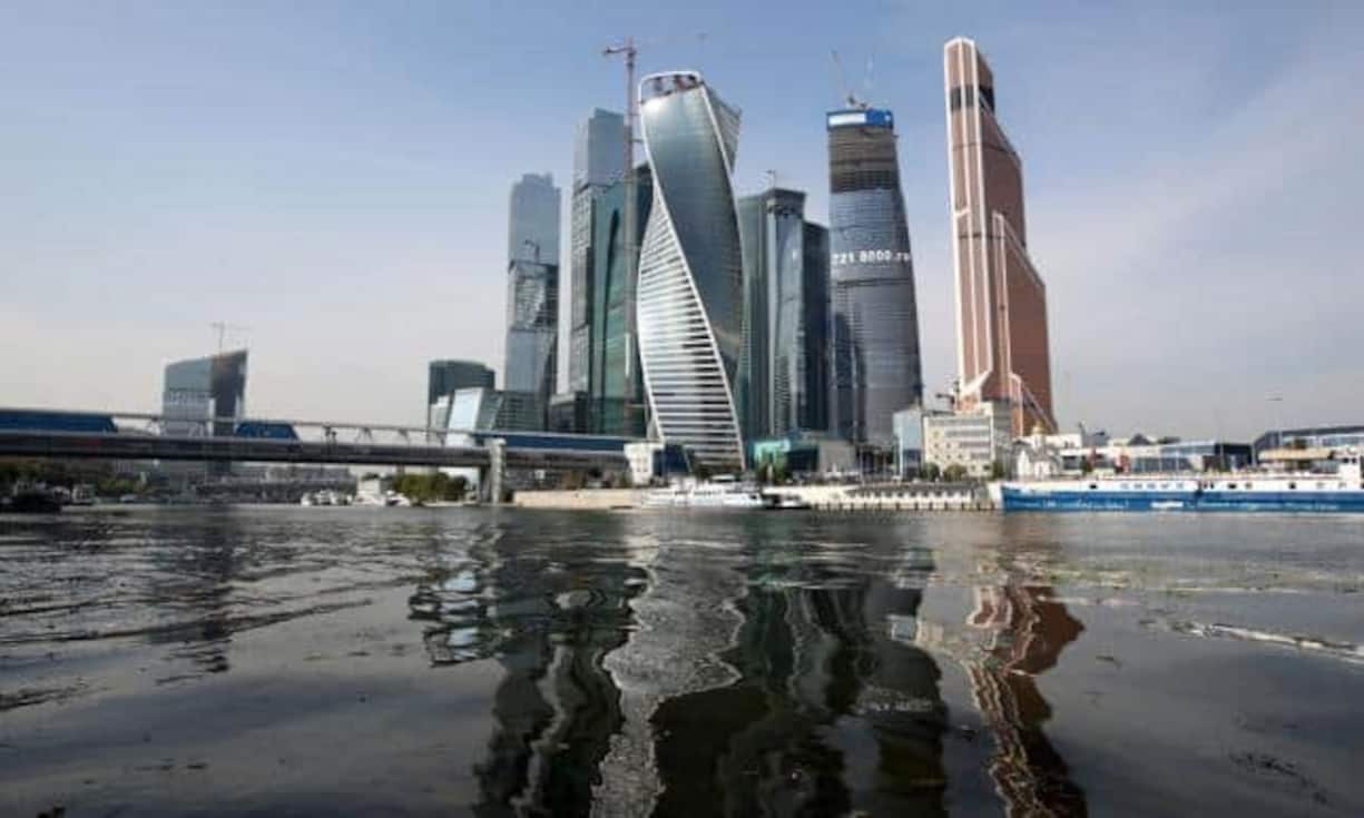 Russland: Das Land spürt die Auswirkungen der Sanktionen der EU. Der Börsen-Index des RTX sank seit Jahresstart um 21 Prozent.