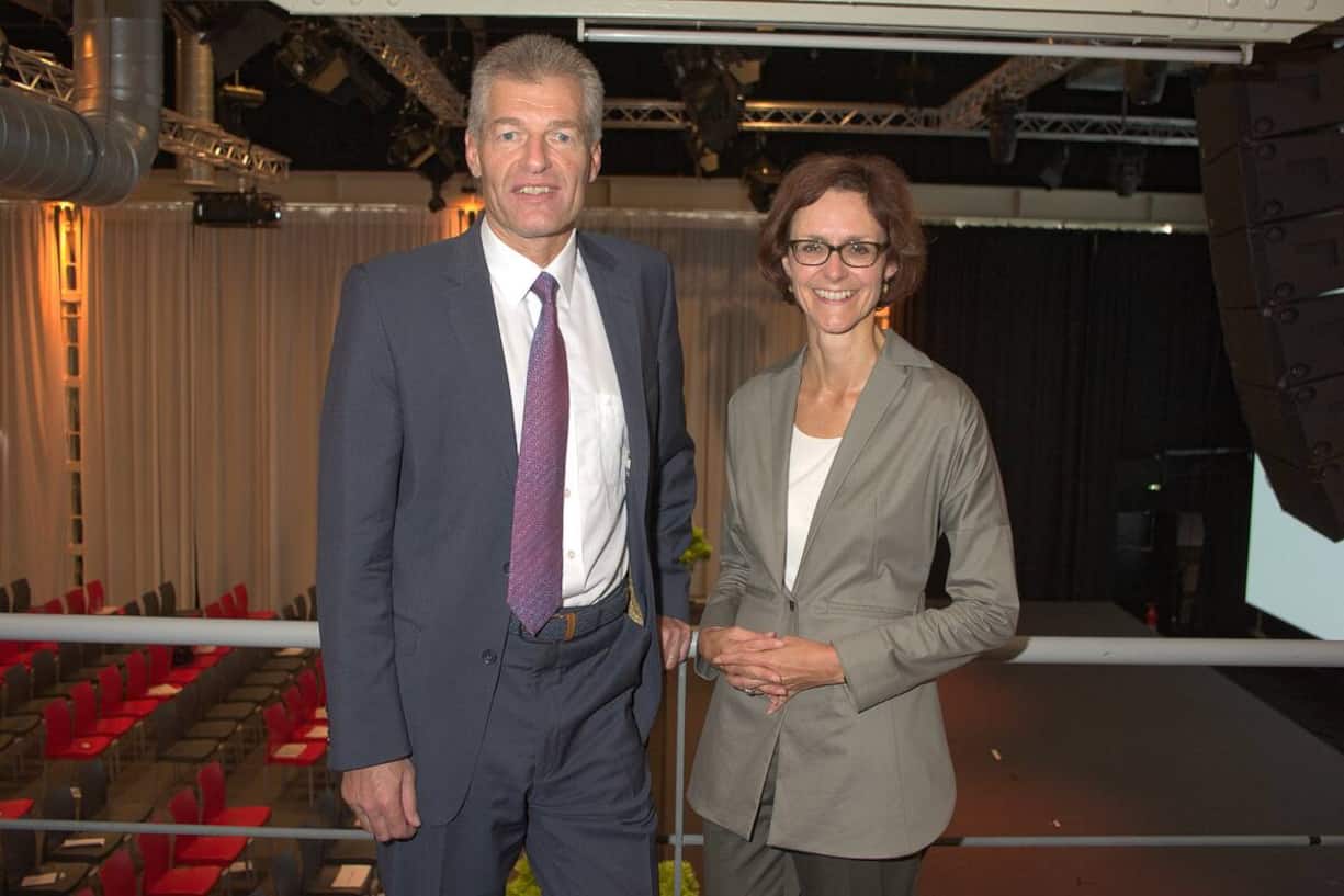 Heinz Karrer, Präsident, economiesuisse Monika Rühl, Vorsitzende der Geschäftsleitung, economiesuisse