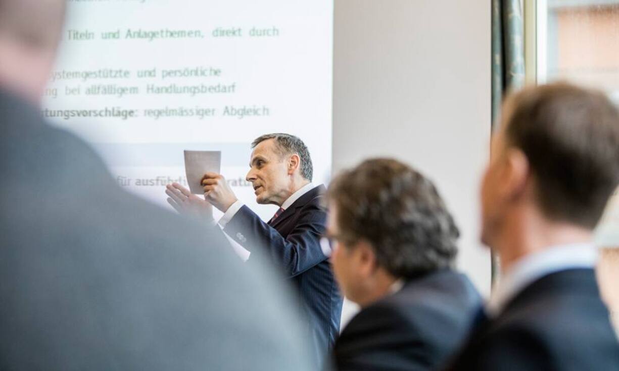 Die Berater präsentierten die Informationen zu ihrem Anlagevorschlag sehr kompetent und verständlich.