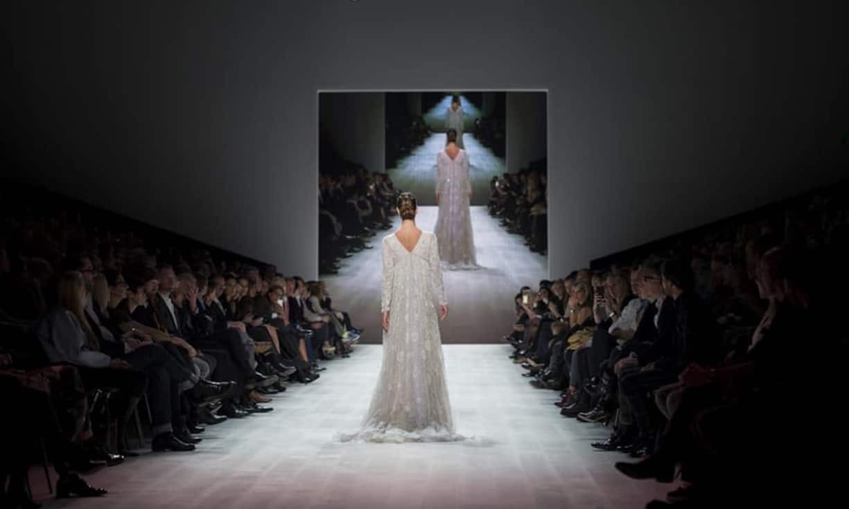 ...und ein romantisch verspieltes Design präsentierte.