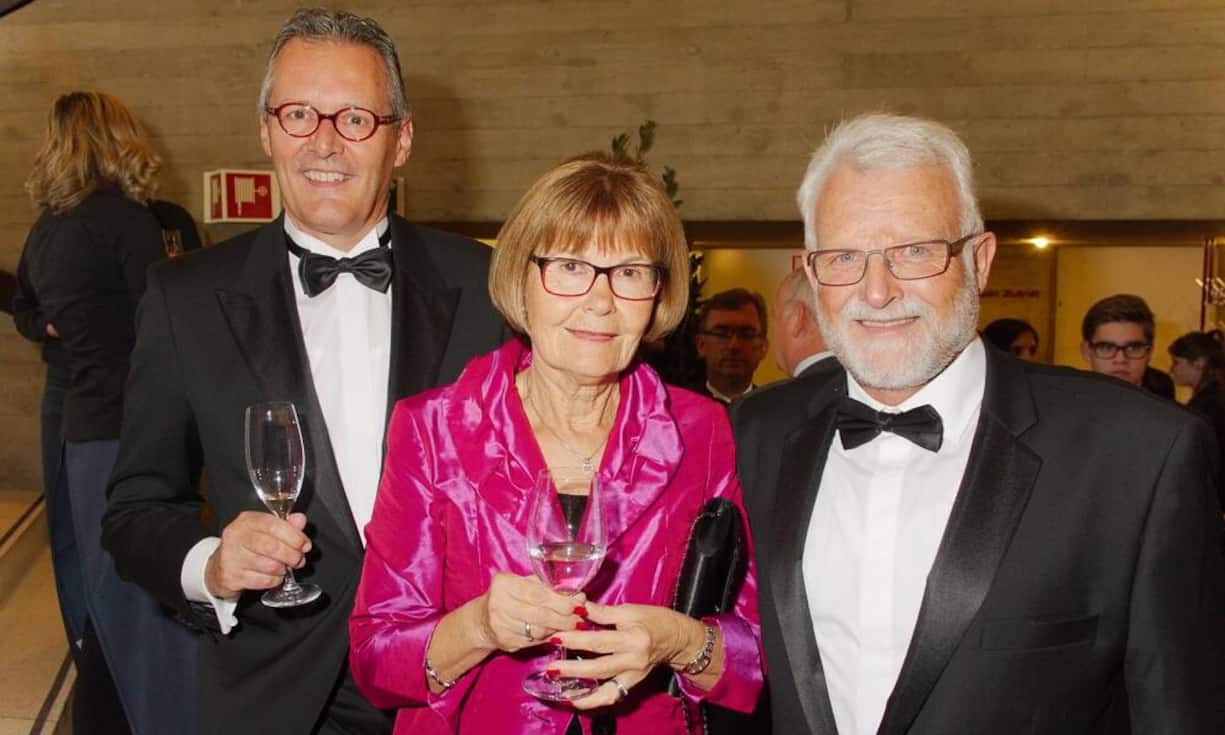 Paul Hälg, CEO, Dätwyler Holding AG; Susanne Rüegg; Hans Rüegg, VRP, Baumann Federn AG