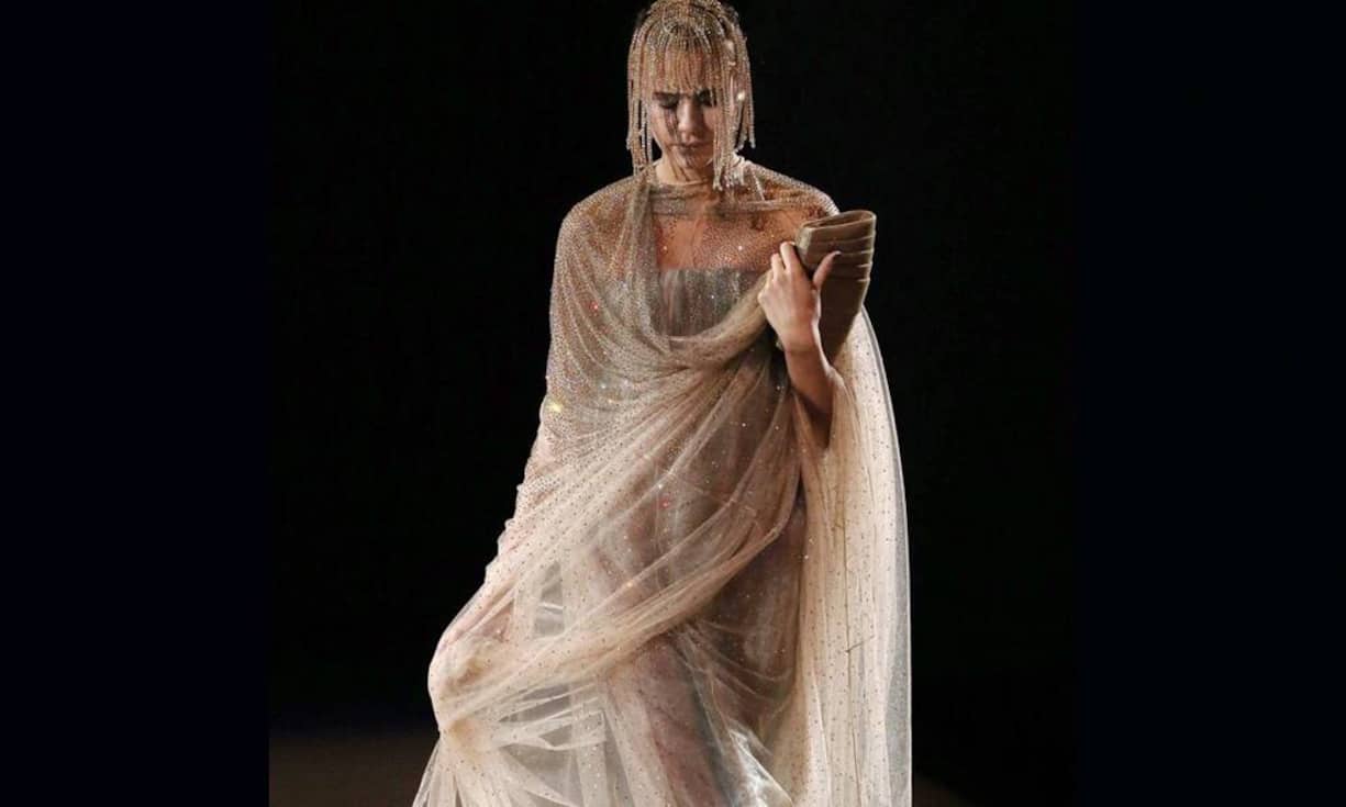 Giorgio Armani Women's Spring-Summer 2015 Collection